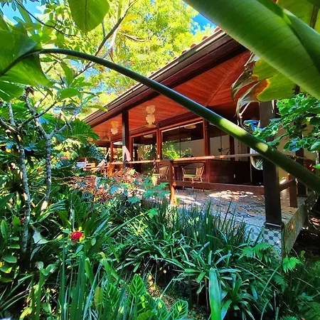 Aratinga Inn-2